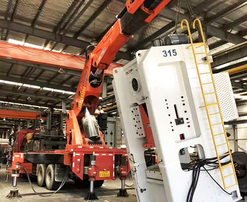 漳州龙文提升工作效率，选择优质折臂吊租赁服务