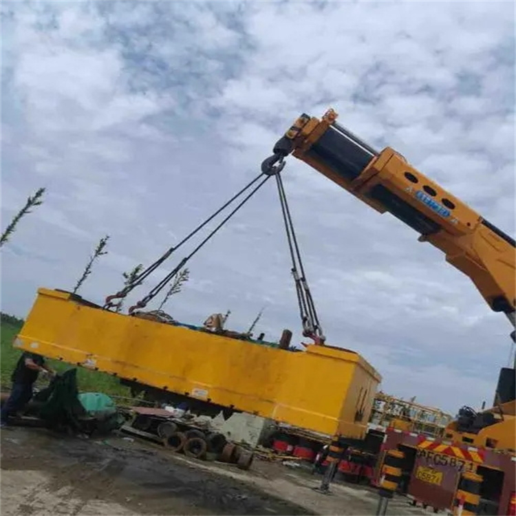 漳州龙文随车吊吊集装箱怎么吊